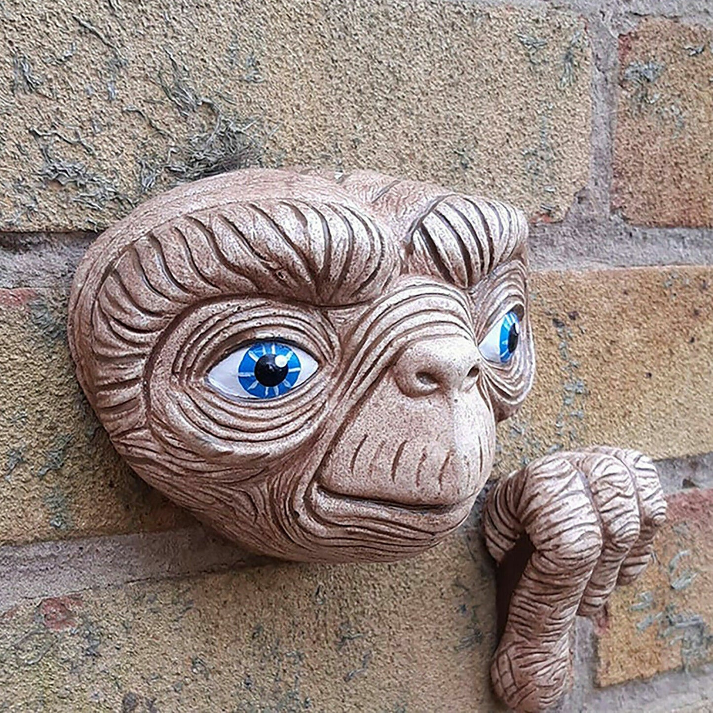 ET Alien Face Finger Garden Ornament