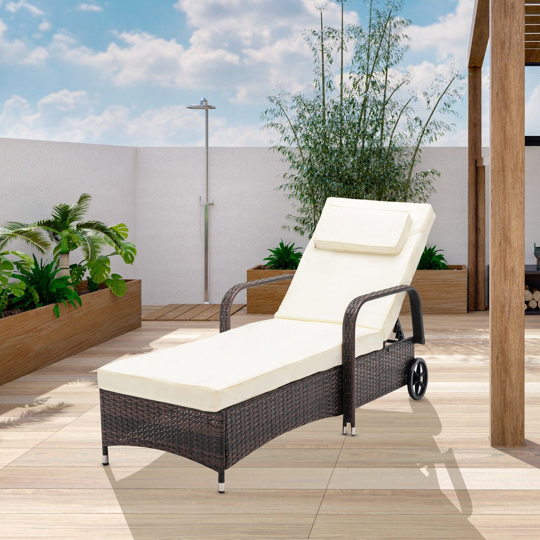 Stylish Rattan Sun Lounger Bed Recliner Outdoor Garden Chair